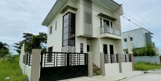 [RFO] Spacious and Bright Modern Rustic House for Sale in Northfields Executive Village, Malolos, Bulacan